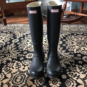 Black Hunter boots (tall)
